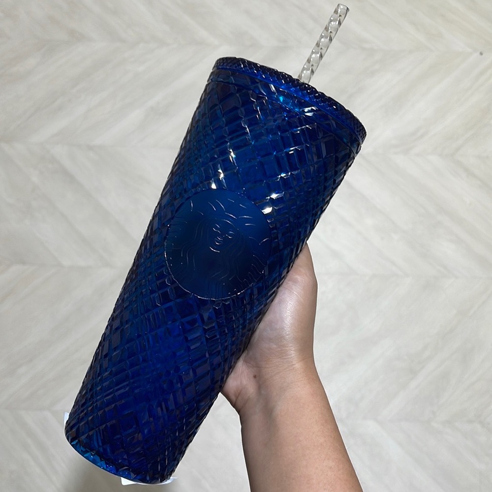 LAST ONE!! ❤️Starbucks Korea🌸Exclusive Blue Sapphire Jewel Tumbler